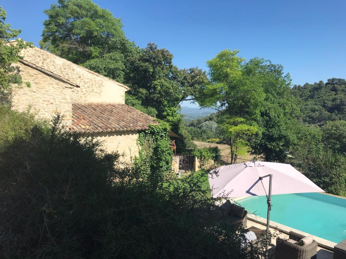 Les Gouts Et Les Couleurs Aparthotel Cucuron Exteriör bild